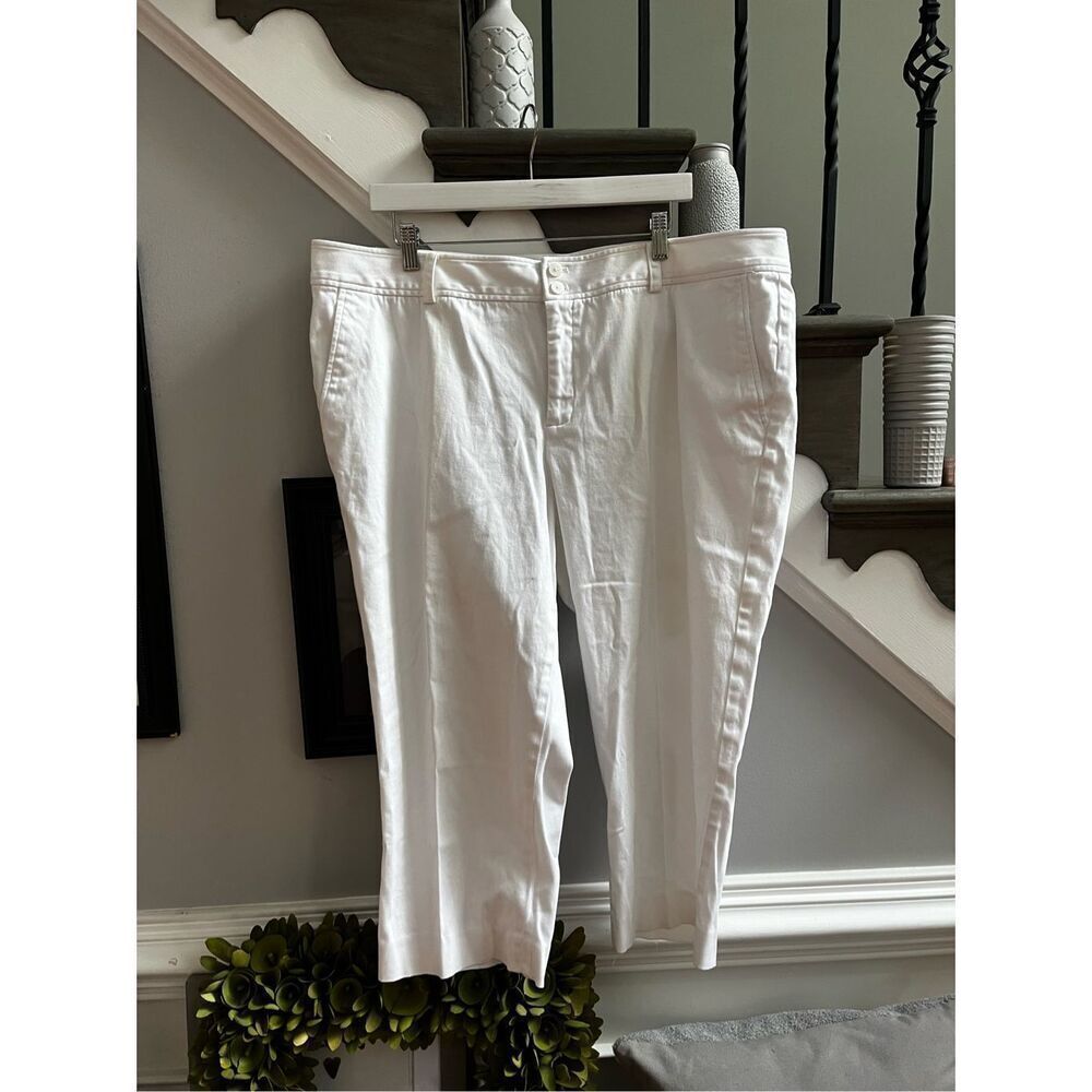 Chaps White Capri Pants sz 20W EUC